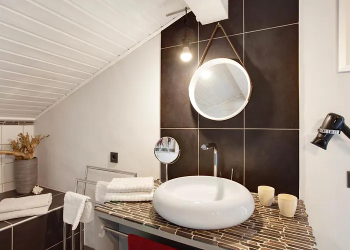 Poettner * 瓦尔堡