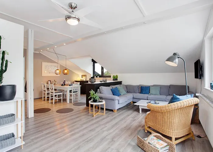 Poettner * 瓦尔堡